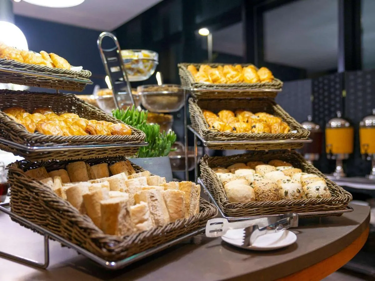 Novotel Edinburgh Park 4*,  Reino Unido