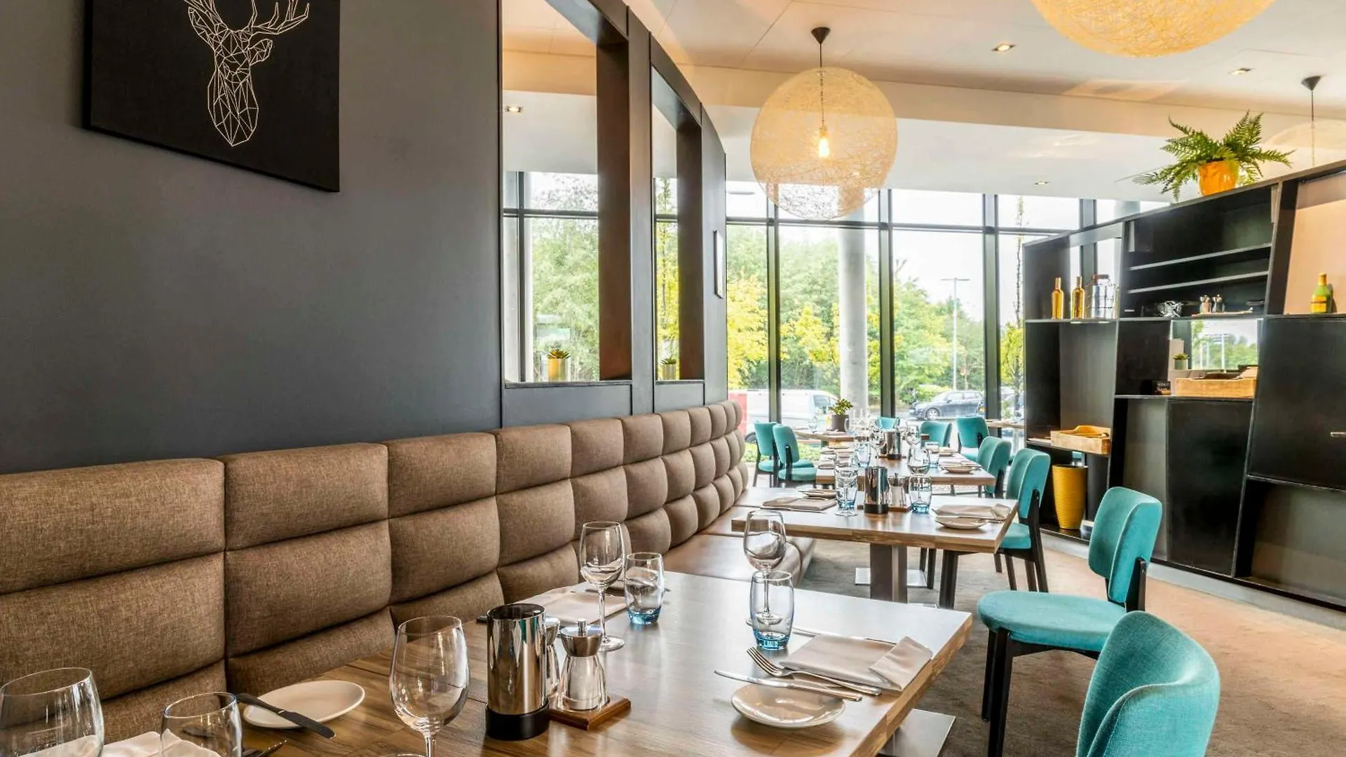 Novotel Edinburgh Park 4*,